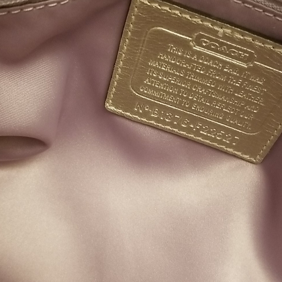 COACH Shoulder Bag - Picture 3 of 4